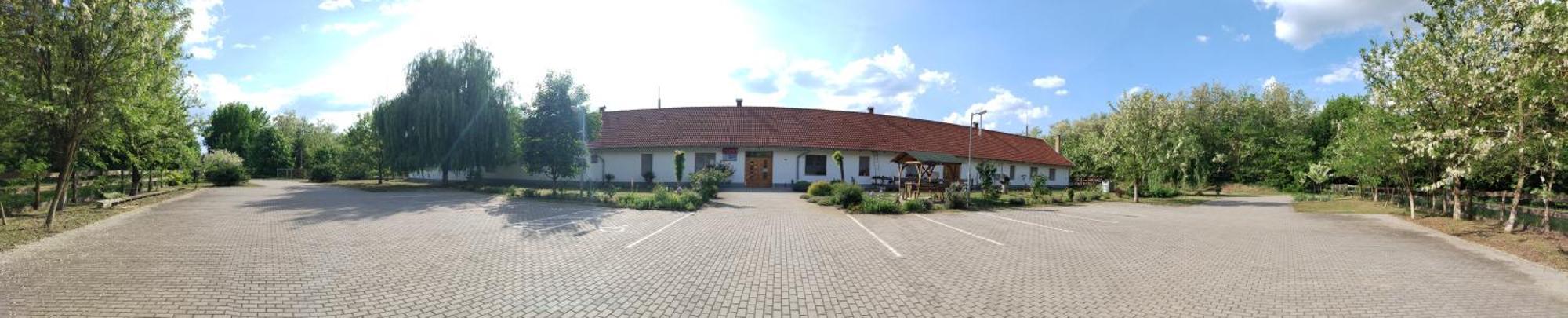 Akácliget Vendégház és Major Ofeherto Exterior foto